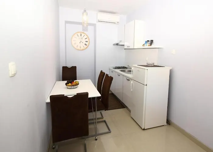 Apartament Dubreta With Balcony *